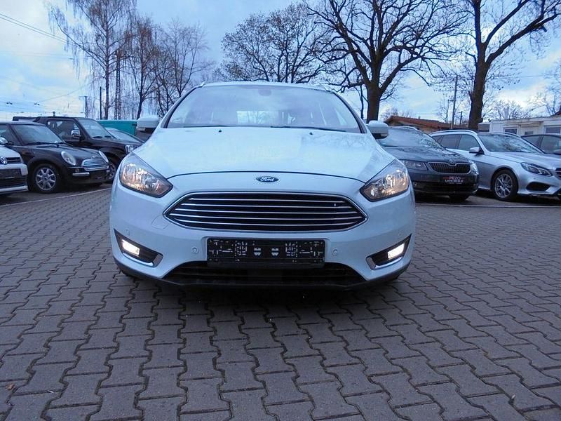 Gebraucht Ford Focus Titanium 150 PS (110 kW) 2016 Weiß Limousine