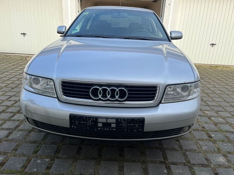 Gebraucht 2000 Audi A4 Limousine | 500 € (Superpreis) - Bild 1/4