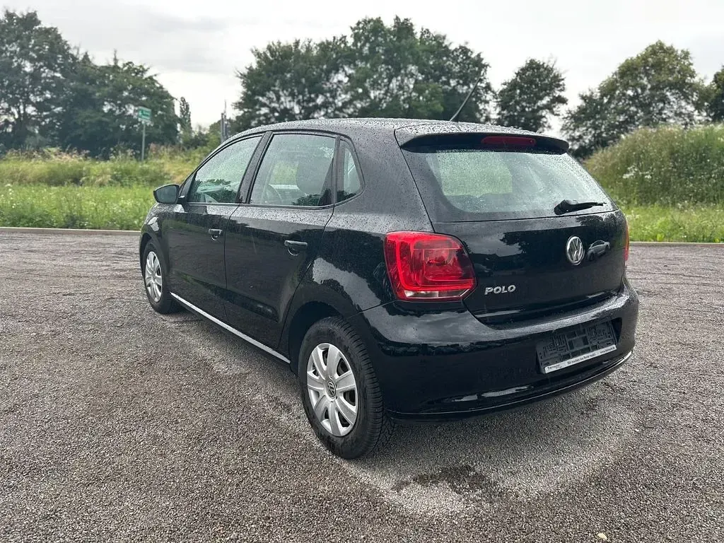 Gebraucht VW Polo Trendline 60 PS (44 kW) 2013 Schwarz Kleinwagen