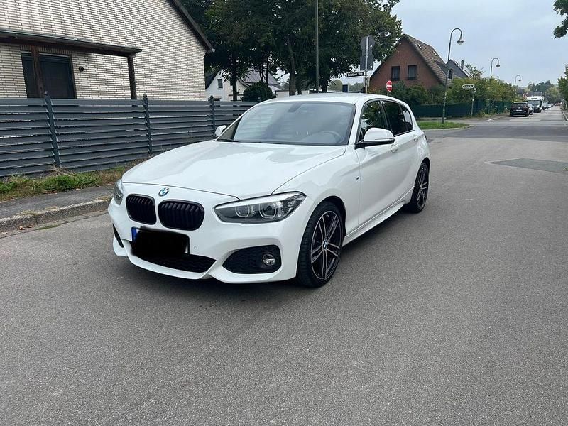 Weiß Gebraucht 2018 BMW 120 M Sport Kleinwagen | 22.490 € (Fairer Preis) - Bild 1/4