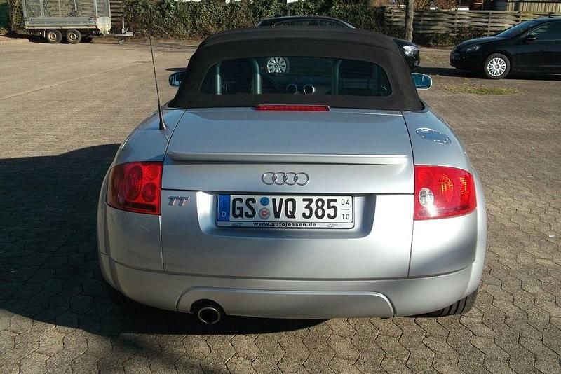 Gebraucht Audi TT Roadster Sport 150 PS (110 kW) 2002 Silber Cabrio