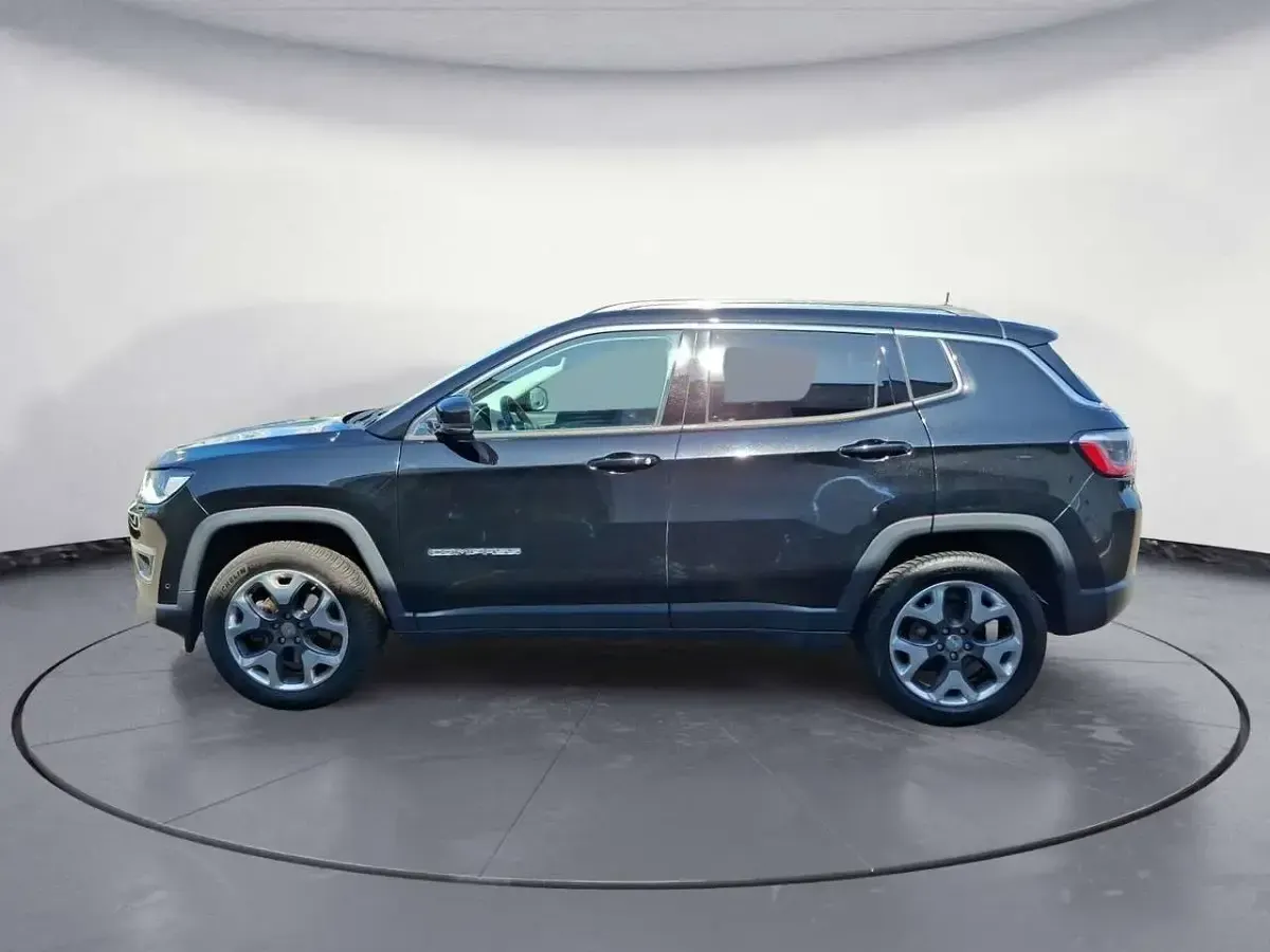 Gebraucht Jeep Compass Limited 170 PS (125 kW) 2019 Schwarz SUV