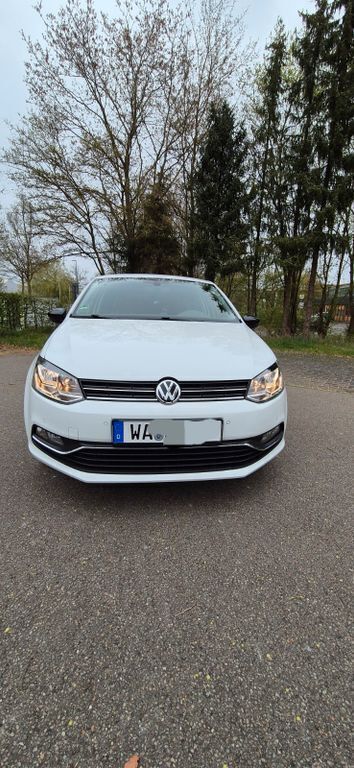 Weiß Gebraucht 2014 VW Polo Kleinwagen | 6.750 € (Guter Preis) - Bild 1/4