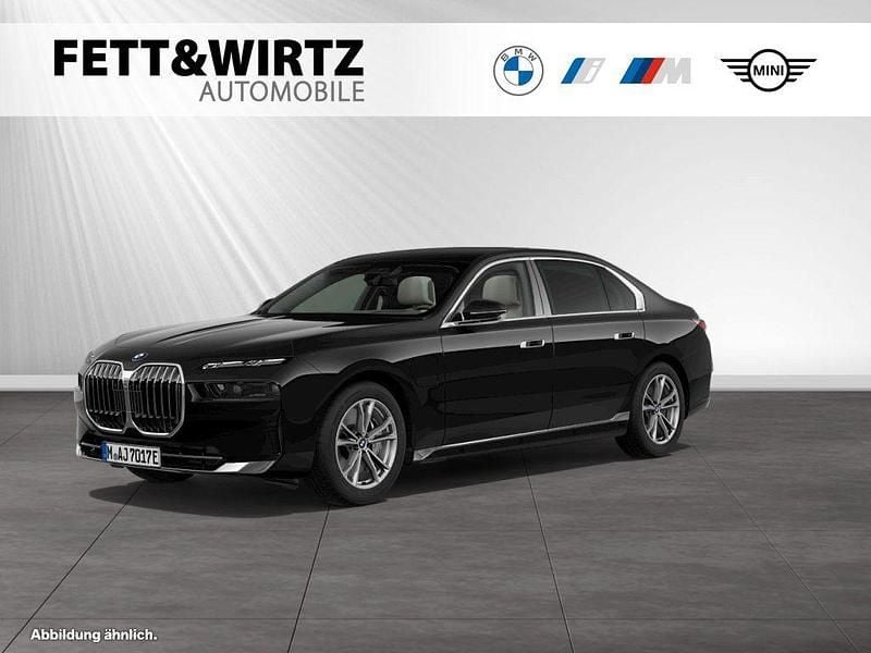 Black sapphire metallic Gebraucht 2024 BMW 750e Limousine | 115.800 € (Teuer) - Bild 1/3