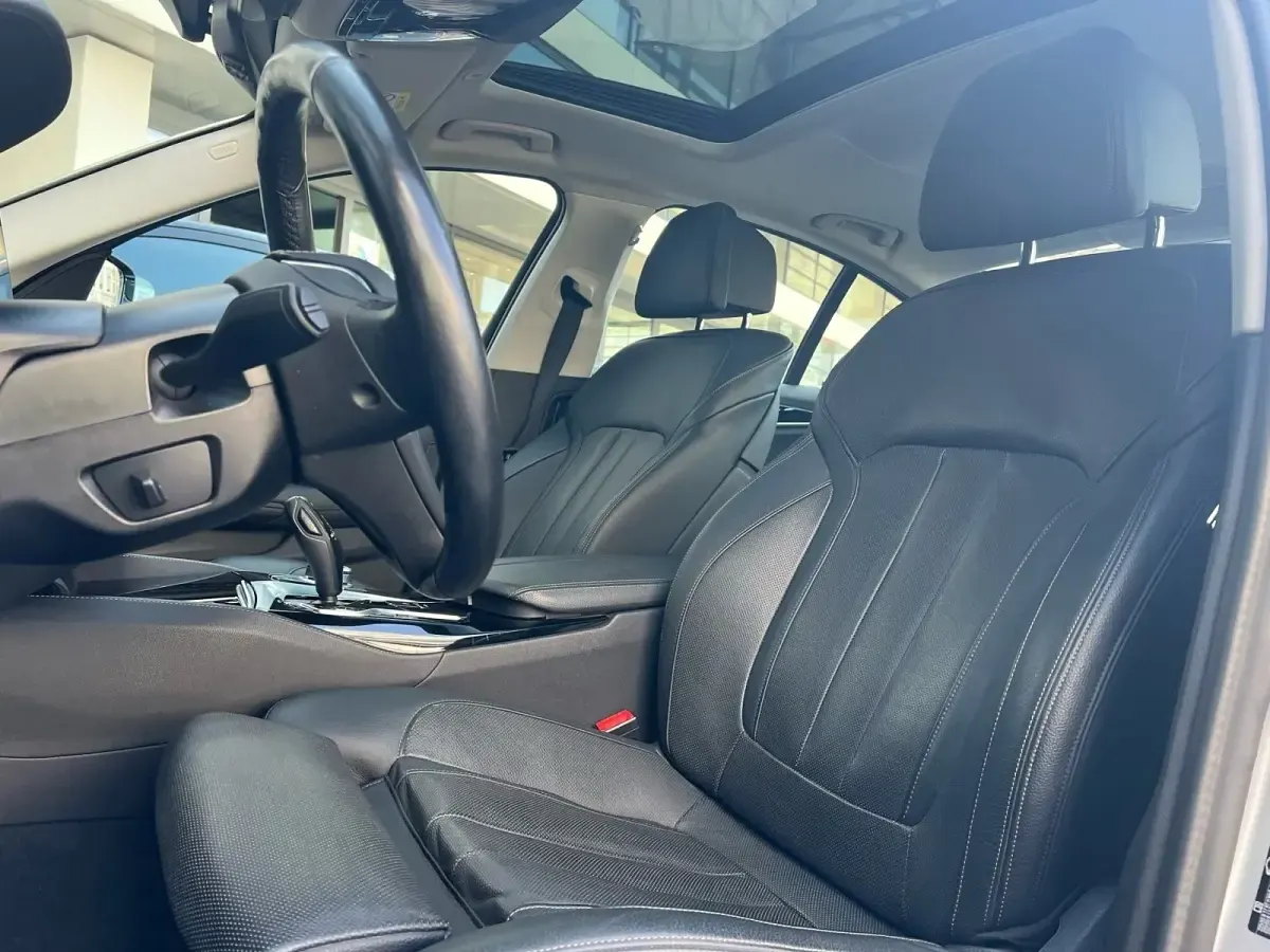 Gebraucht BMW 520 Luxury Line 190 PS (139 kW) 2021 Silber Limousine