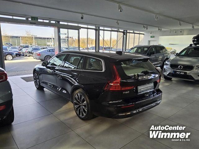 Gebraucht Volvo V60 Ultimate 250 PS (183 kW) 2022 Schwarz Kombi