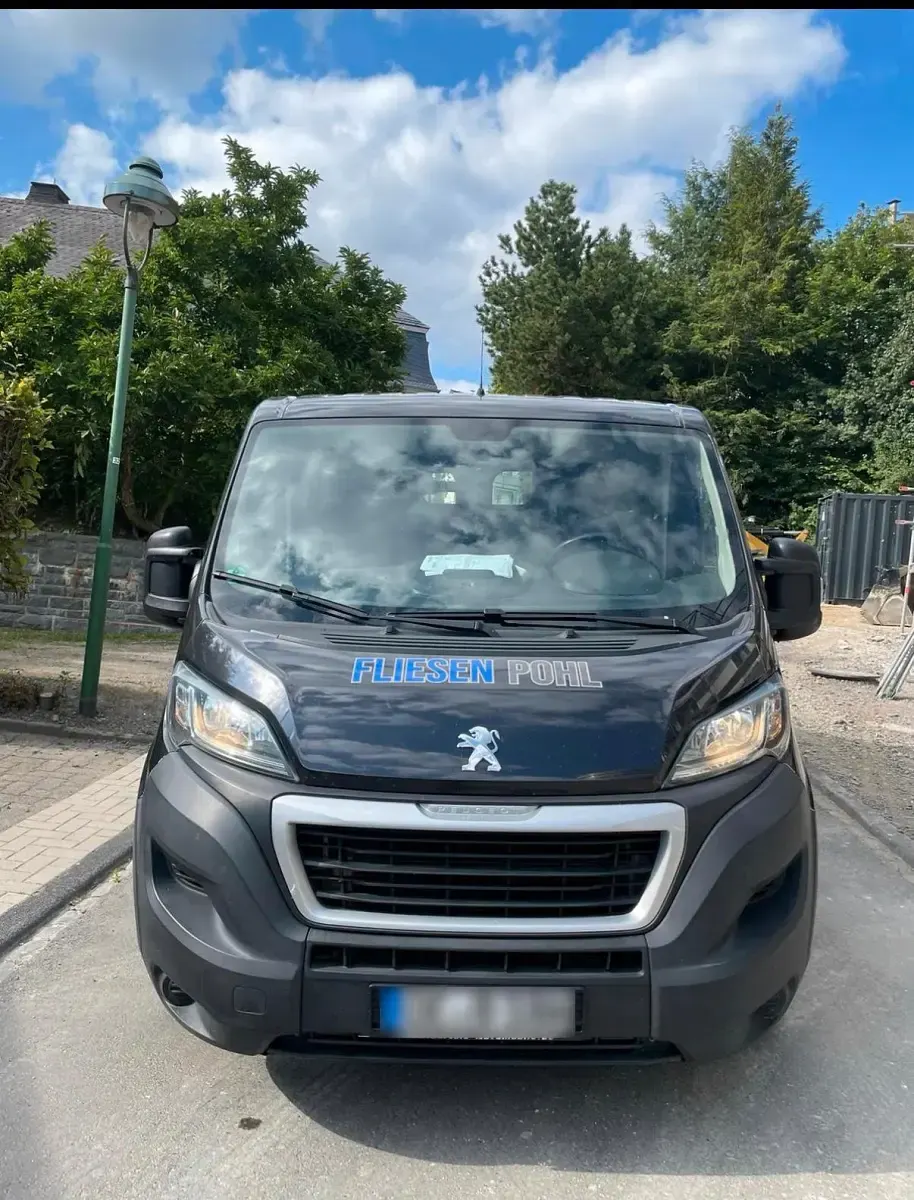 Gebraucht Peugeot Boxer 155 PS (114 kW) 2018 Schwarz Van