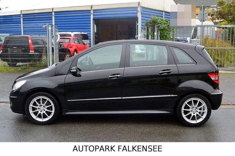 Gebraucht Mercedes B200 193 PS (141 kW) 2006 Schwarz Van / Kleinbus