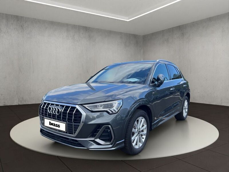 Daytonagrau perleffekt Gebraucht 2022 Audi Q3 Ambiente SUV | 30.800 € (Guter Preis) - Bild 1/4