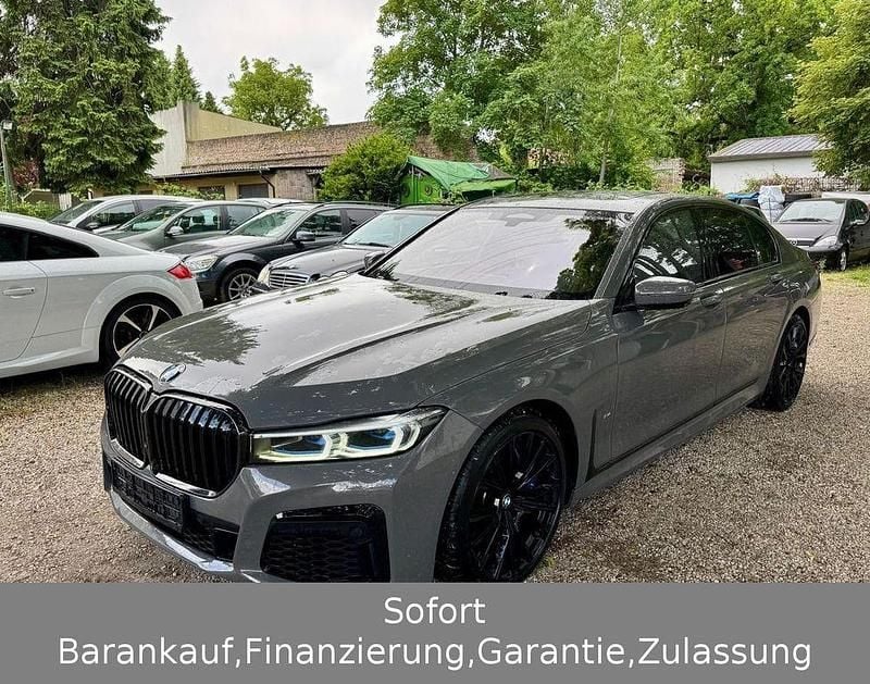 Berninagrau bernsteineffekt Gebraucht 2020 BMW 750 M Sport Limousine | 45.999 € (Superpreis) - Bild 1/4