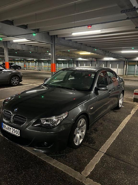 Gebraucht BMW 525 218 PS (160 kW) 2006 Grau Limousine