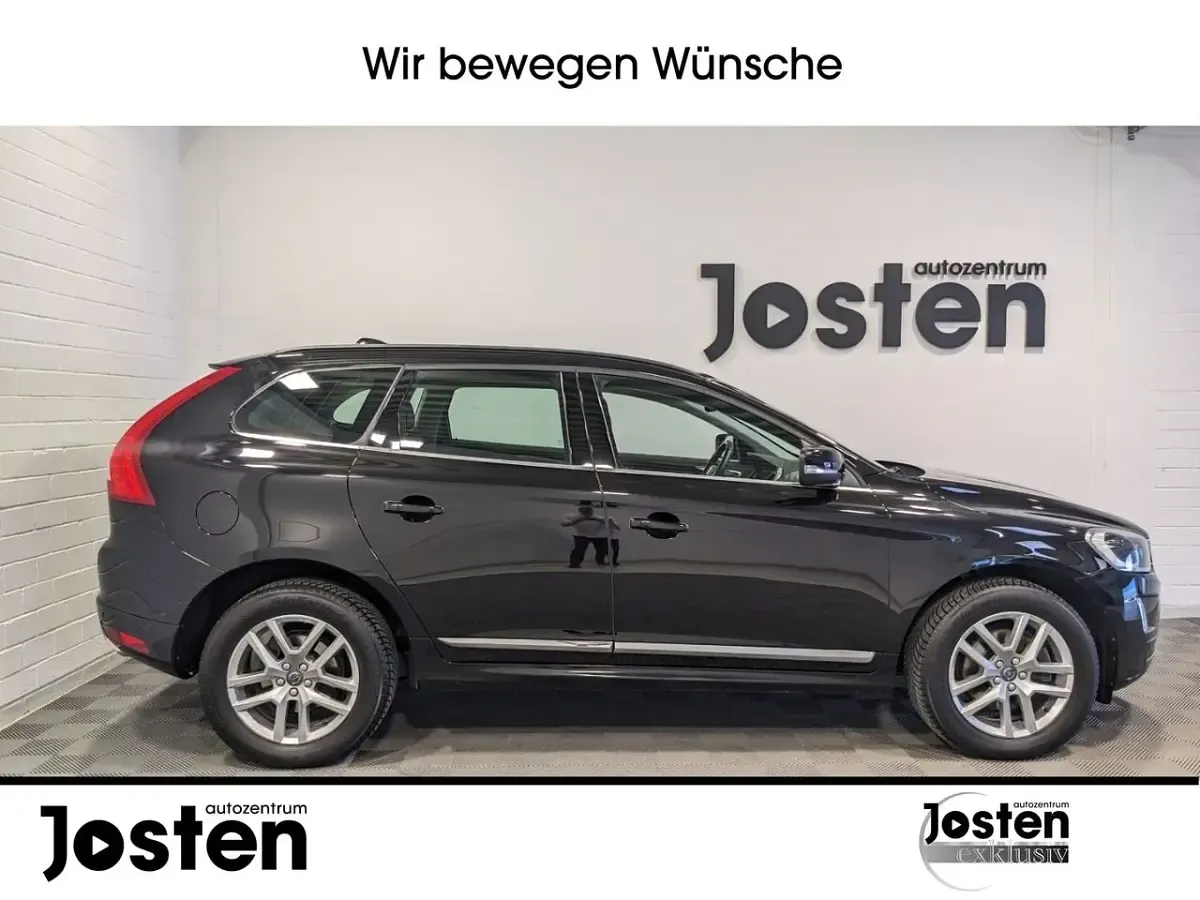 Gebraucht Volvo XC60 Summum 190 PS (139 kW) 2017 Onyx black / metallic SUV