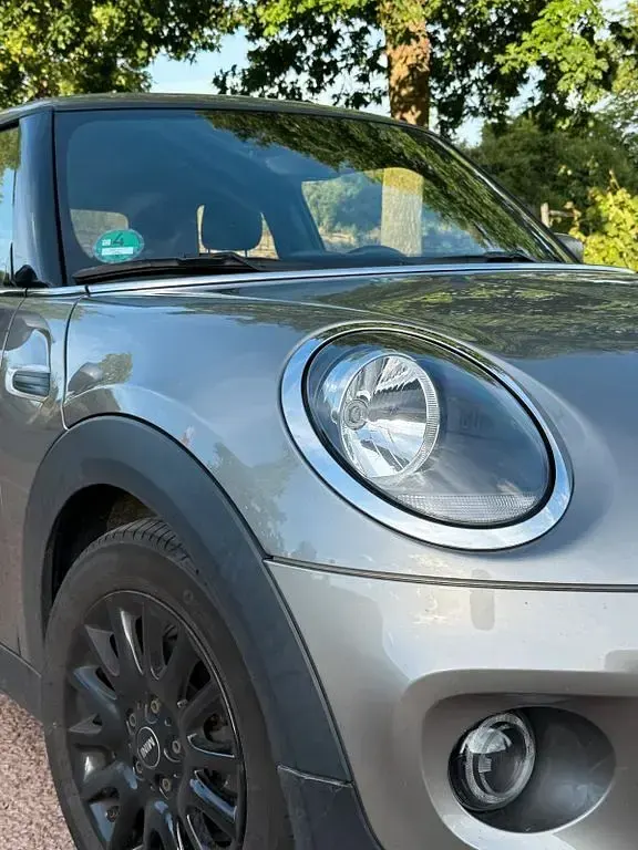 Gebraucht Mini ONE 102 PS (75 kW) 2020 Grau Kleinwagen