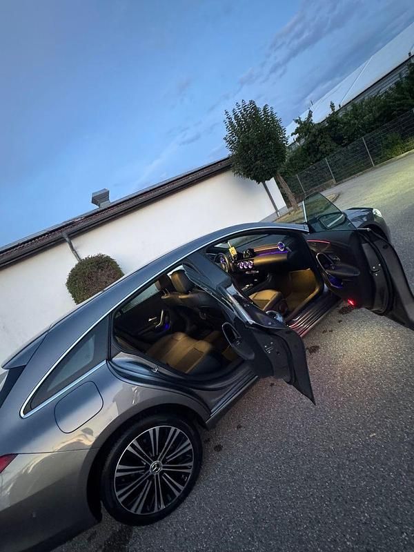 Gebraucht Mercedes CLA250e Shooting Brake 218 PS (160 kW) 2021 Grau Kombi