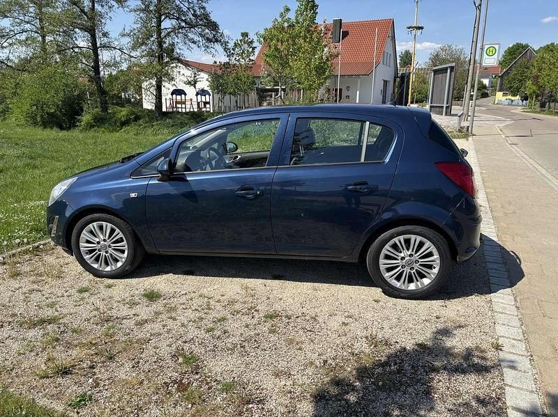 Gebraucht Opel Corsa Innovation 120 PS (88 kW) 2012 Blau Kleinwagen