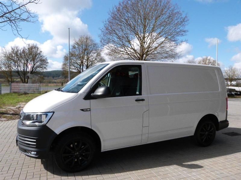 Gebraucht VW Transporter 150 PS (110 kW) 2019 Weiß Van