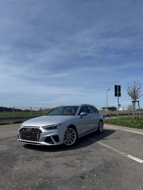 Silber Gebraucht 2020 Audi S4 Sport Kombi | 32.200 € (Fairer Preis) - Bild 1/4