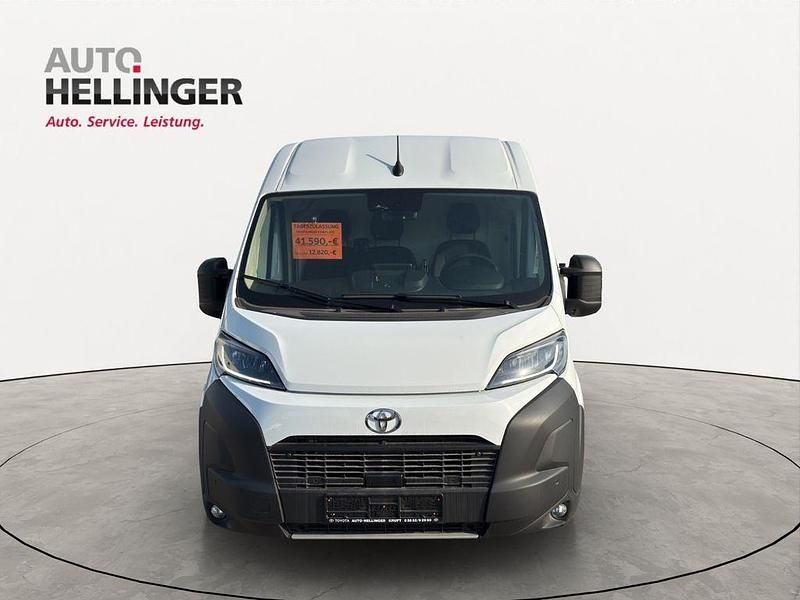 Gebraucht Toyota Proace H2 140 PS (102 kW) 2024 Weiß Van / Kleinbus