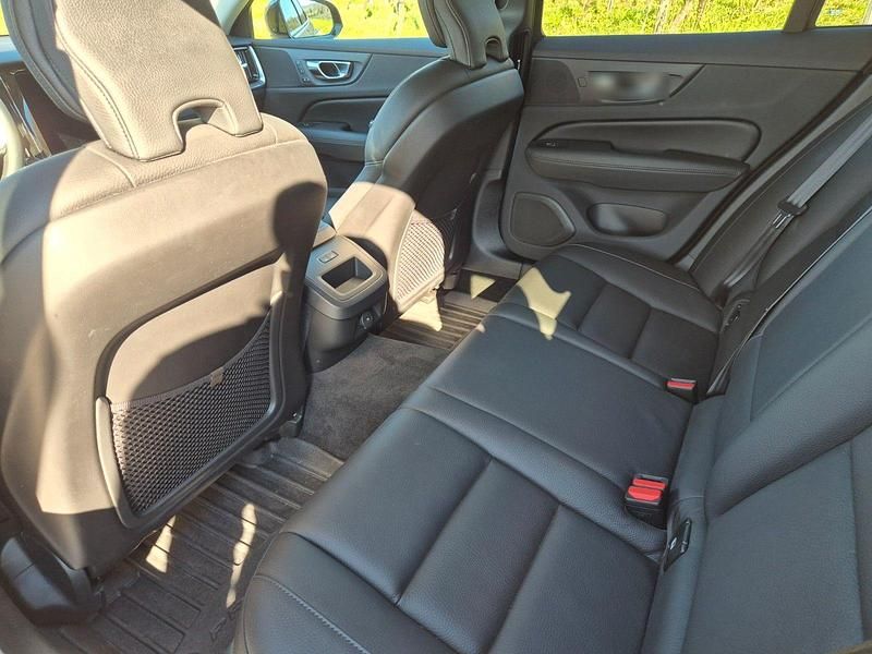 Gebraucht Volvo V60 Plus 197 PS (144 kW) 2023 Silber Kombi