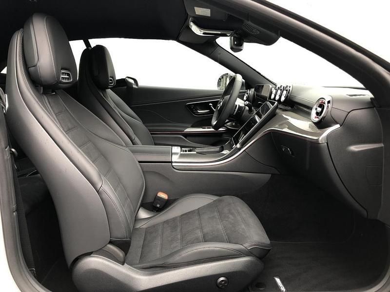 Gebraucht Mercedes CLE300 AMG 258 PS (189 kW) 2025 Grau manufaktur lack manufaktu Cabrio