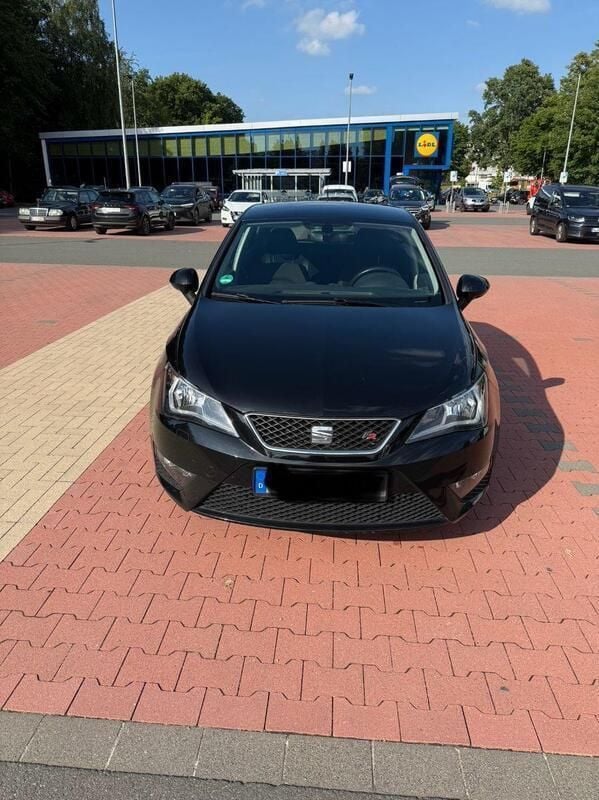 Schwarz Gebraucht 2016 Seat Ibiza FR Kleinwagen | 7.500 € (Guter Preis) - Bild 1/4