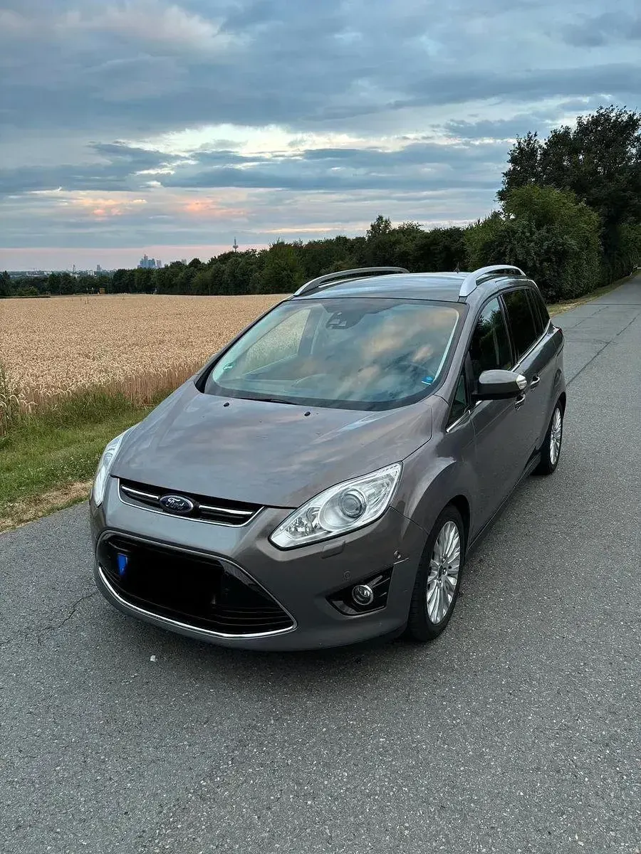 Używany Ford Grand C-Max 163 KM (119 kW) 2015 Szary Minivan