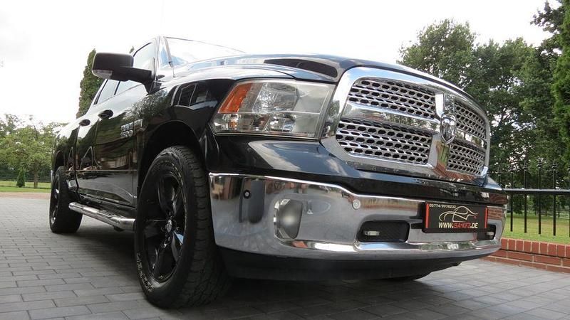 Schwarz Gebraucht 2016 Dodge Ram Abholung | 25.890 € (Superpreis) - Bild 1/4