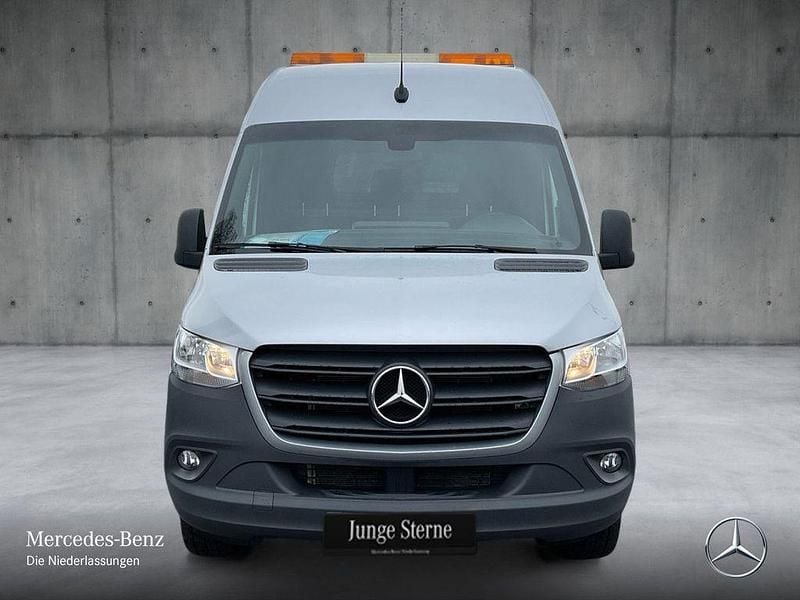 Gebraucht Mercedes Sprinter 170 PS (125 kW) 2022 Silber Van