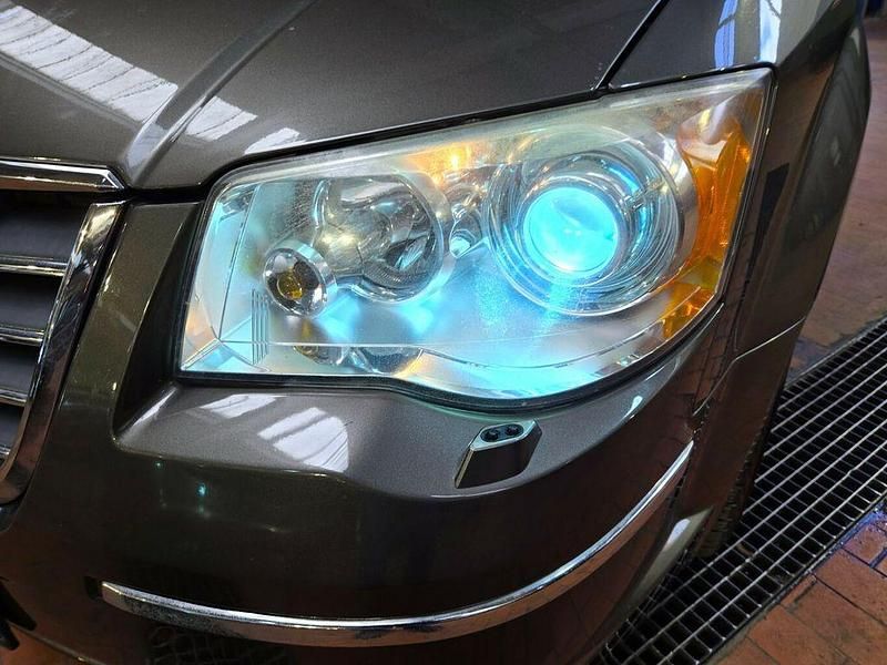 Gebraucht Chrysler Voyager 163 PS (119 kW) 2010 Grau Van / Kleinbus