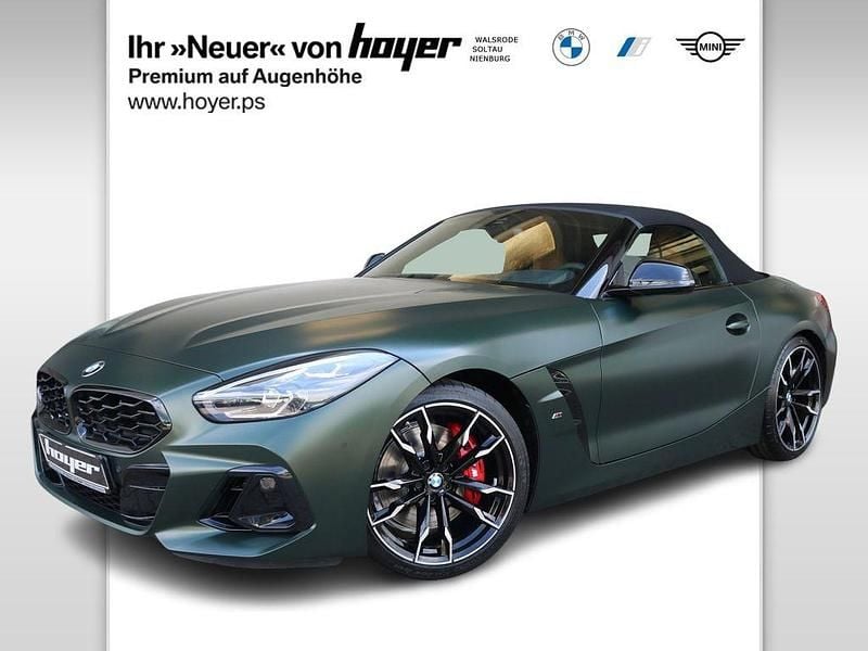 Frozen deep green ii metallic Gebraucht 2025 BMW Z4 Pure Impulse Cabrio | 71.490 € - Bild 1/4