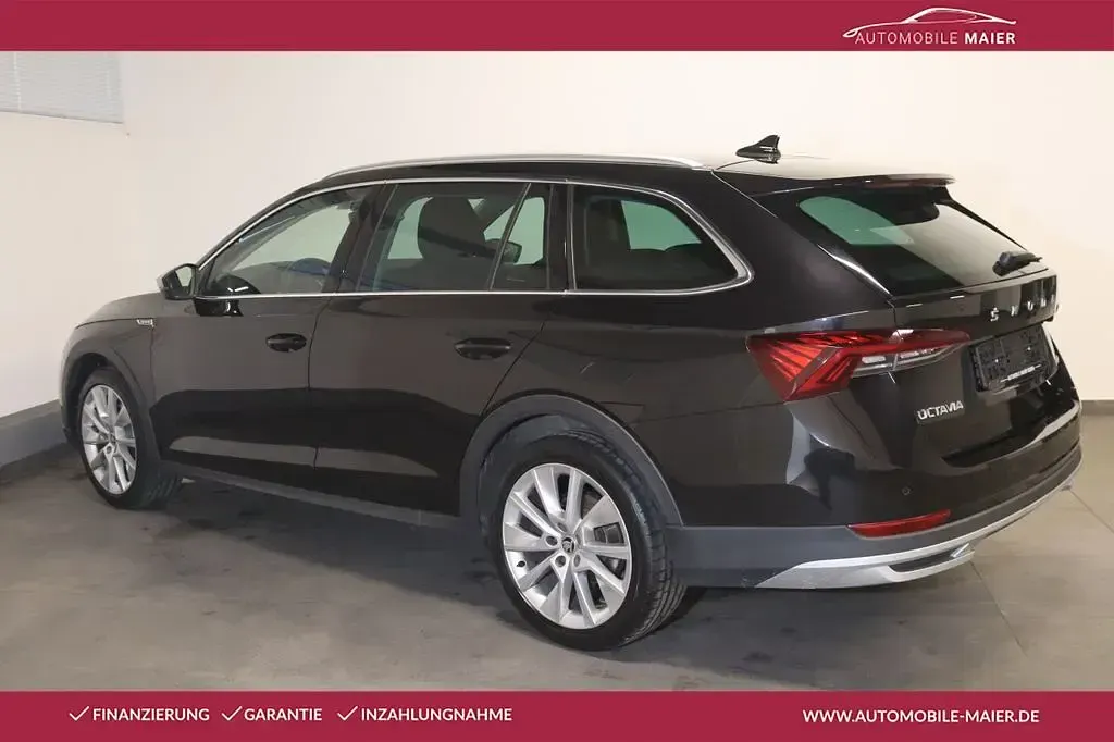 Gebraucht Skoda Octavia Scout Scout 4x4 200 PS (147 kW) 2022 Schwarzmagic perleffekt Kombi
