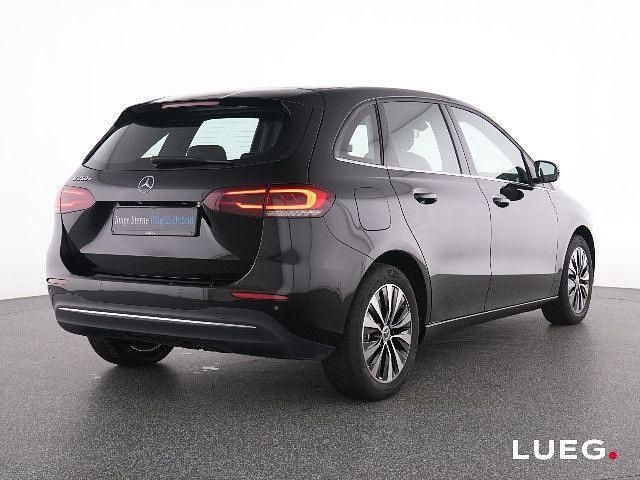 Gebraucht Mercedes B250e 218 PS (160 kW) 2022 Van / Kleinbus