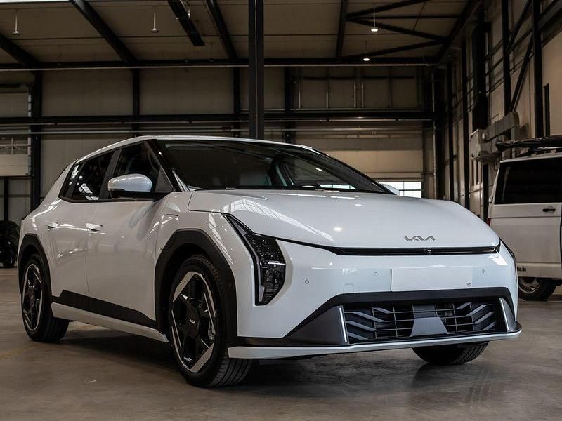 Neu Kia EV4 Earth 150 kW (204 PS) 2026 Weiß Limousine