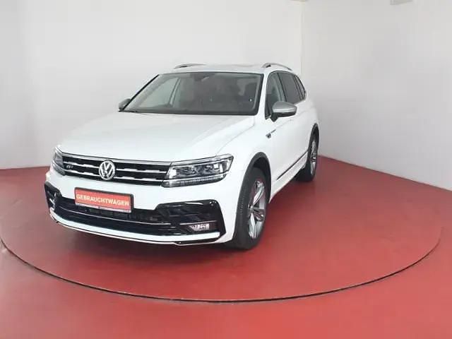 Weiß Gebraucht 2020 VW Tiguan Allspace R-line SUV | 30.950 € (Superpreis) - Bild 1/4