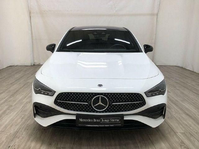 Gebraucht 2023 Mercedes CLA250e Shooting Brake Kombi | 34.649 € (Etwas zu teuer) - Bild 1/4