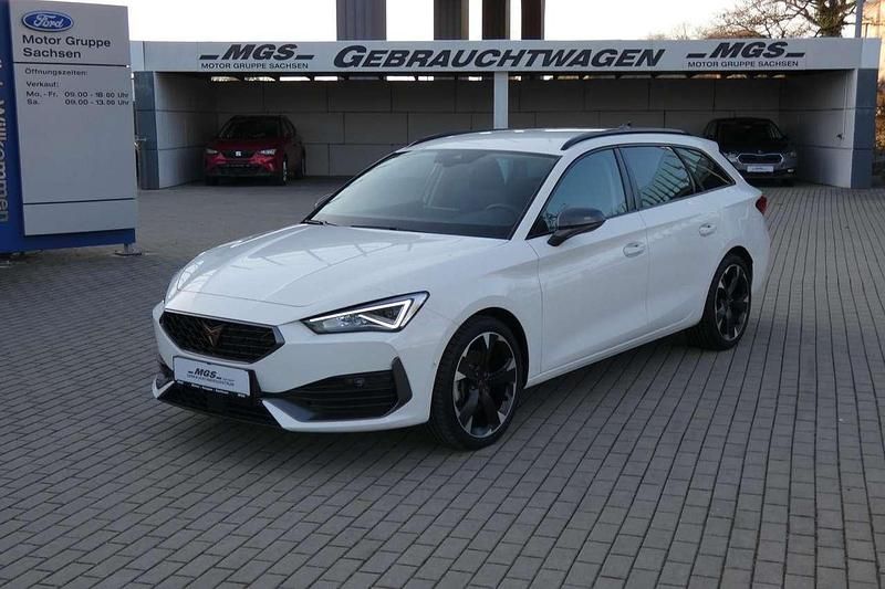 Gebraucht Cupra Leon 150 PS (110 kW) 2024 "candy" weiss Kombi