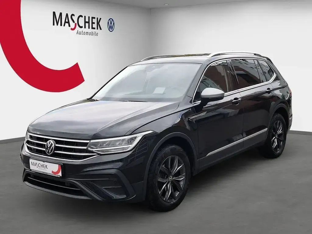Gebraucht VW Tiguan Allspace Life 150 PS (110 kW) 2022 Schwarz SUV