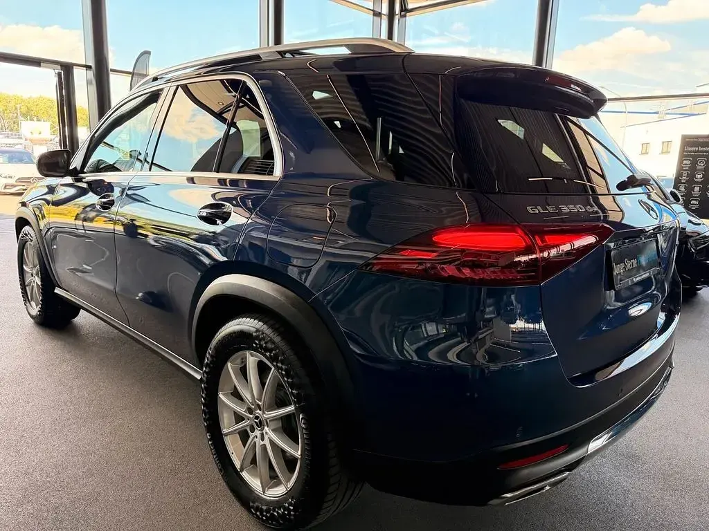 Gebraucht Mercedes GLE350 Advanced 197 PS (144 kW) 2024 Blau SUV