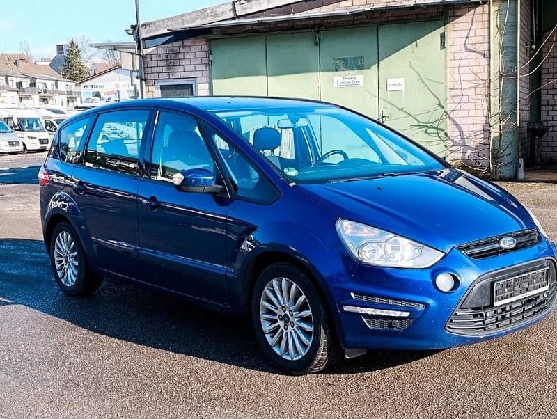 Gebraucht Ford S-MAX Business Edition 163 PS (119 kW) 2015 Blau Van / Kleinbus