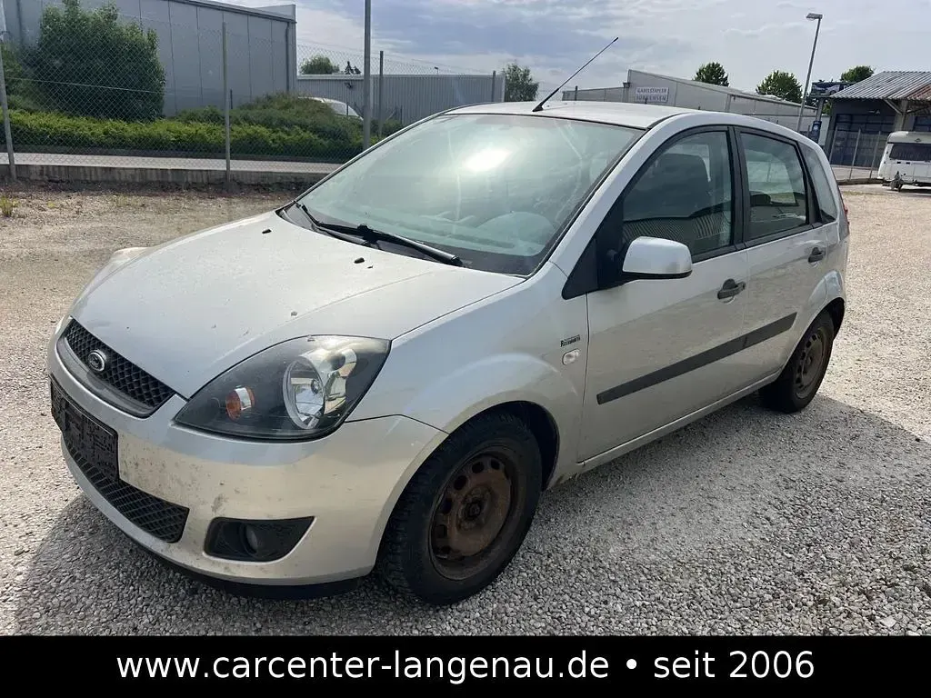 Gebraucht Ford Fiesta Fun X 80 PS (58 kW) 2007 Silber Kleinwagen