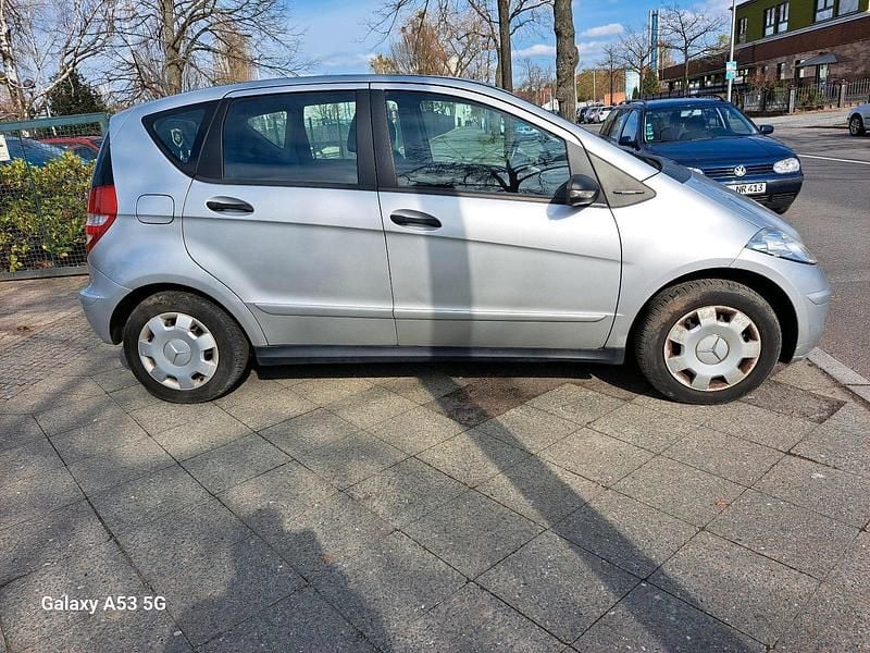 Gebraucht Mercedes A150 75 PS (55 kW) 2006 Silber Kleinwagen