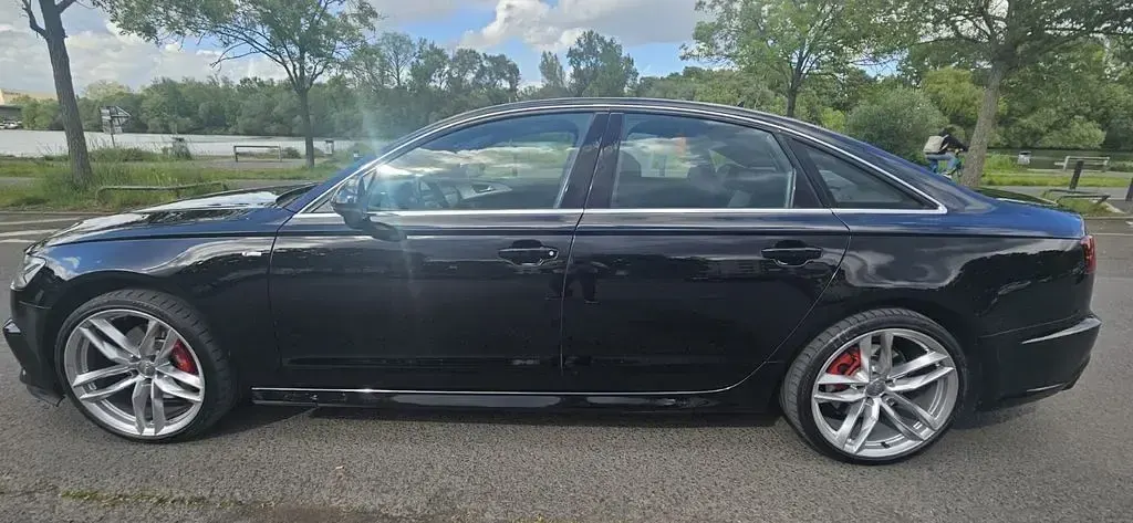 Gebraucht Audi A6 Ambiente 272 PS (200 kW) 2015 Schwarz Limousine