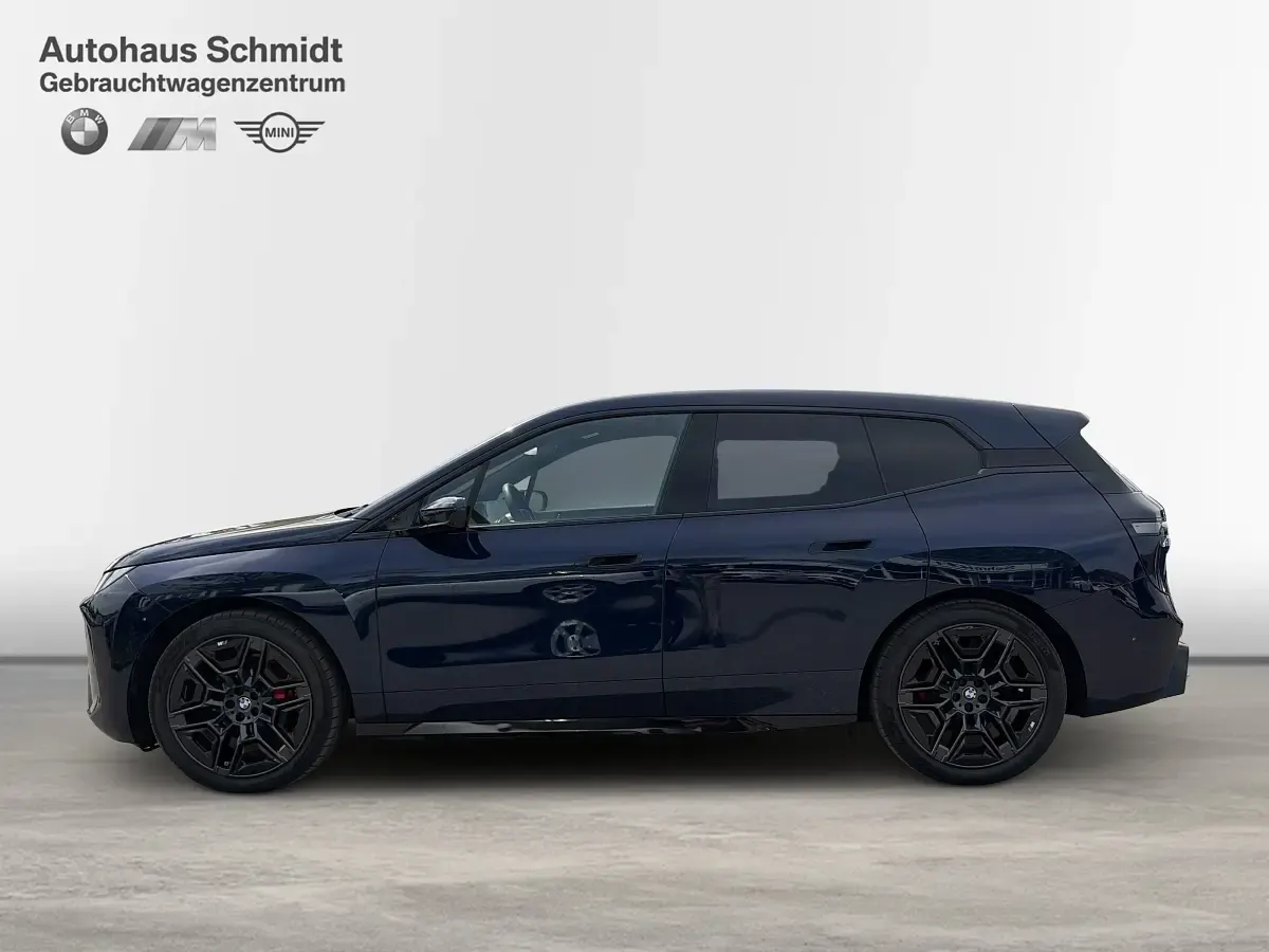 Gebraucht BMW iX M Sport 400 kW (544 PS) 2025 Bmw individual tansanitblau SUV