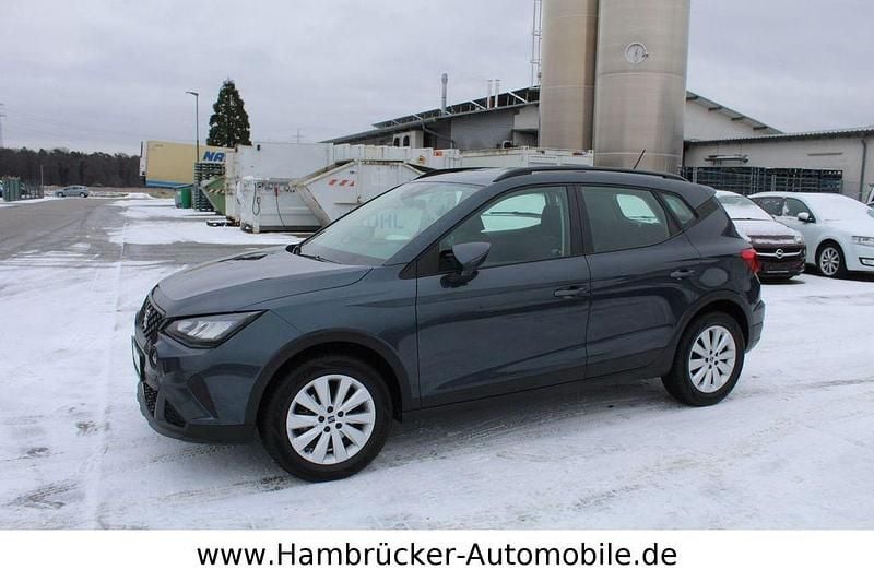 Grau Gebraucht 2023 Seat Arona Reference SUV | 14.990 € (Fairer Preis) - Bild 1/4