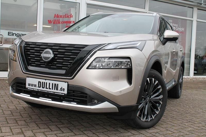 Silber Neu 2026 Nissan X-Trail Tekna+ SUV | 48.995 € - Bild 1/4