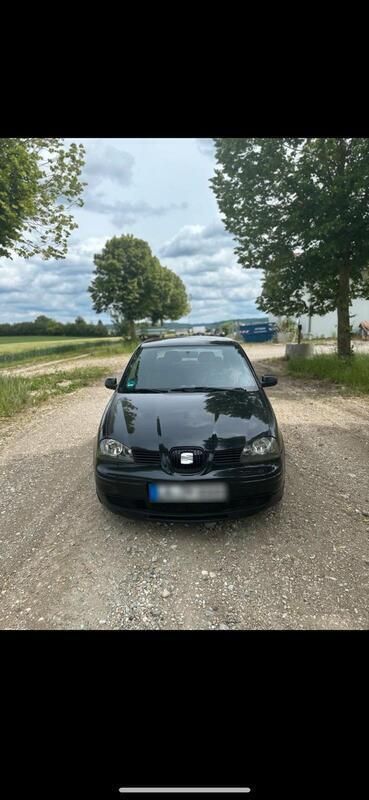Schwarz Gebraucht 2004 Seat Arosa Kleinwagen | 600 € (Guter Preis) - Bild 1/4
