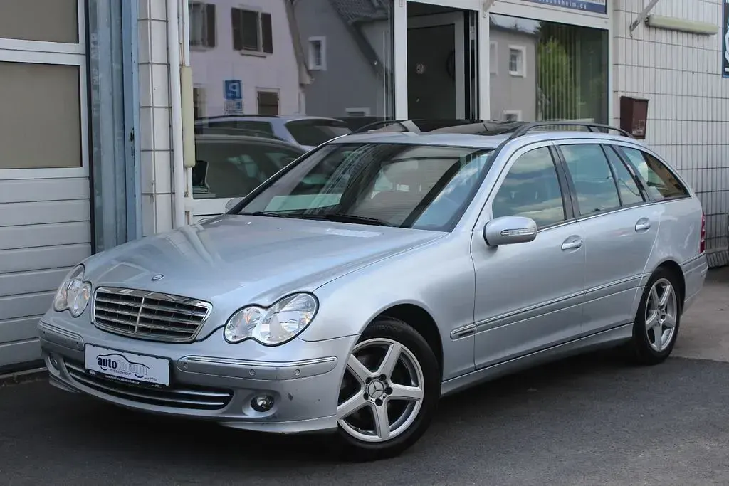 Gebraucht Mercedes C180 Elegance 143 PS (105 kW) 2007 Silber Limousine