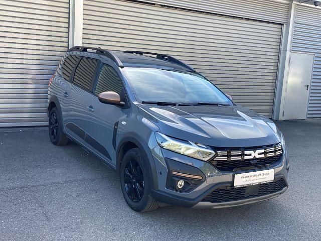 Städtisches grau Gebraucht 2024 Dacia Jogger Extreme Van / Kleinbus | 21.990 € (Etwas zu teuer) - Bild 1/4