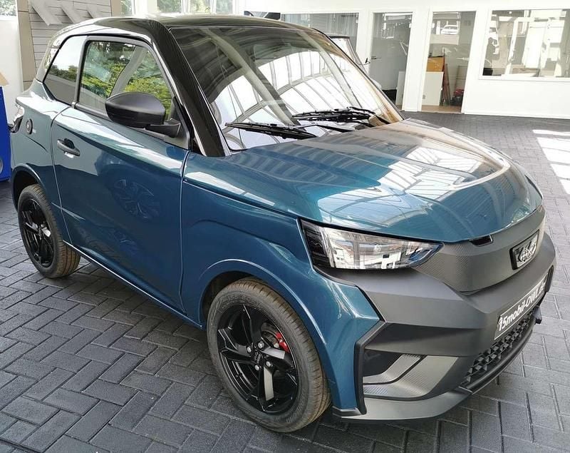 Neu Ligier JS50 2026 Odyssey blau Kleinwagen