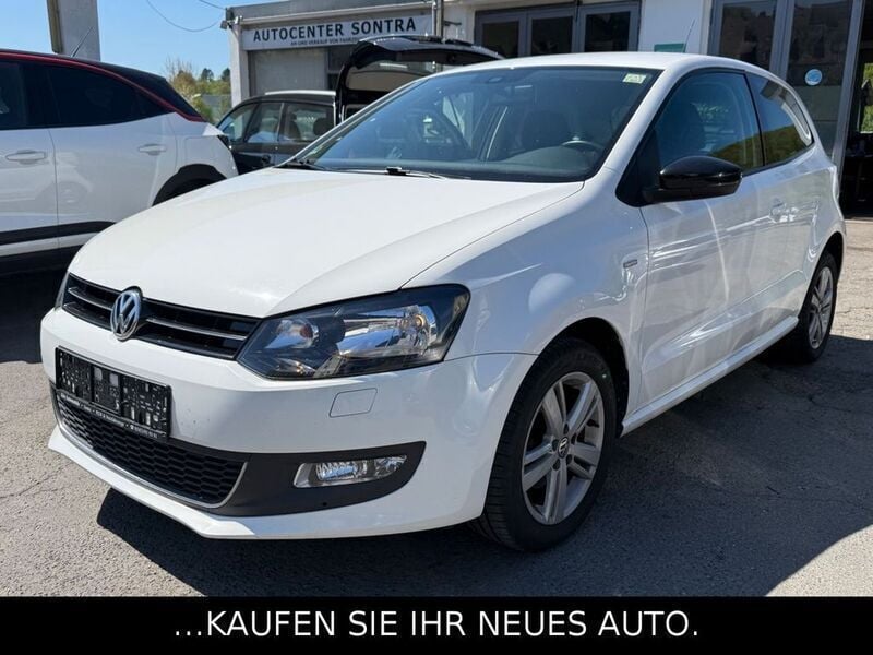 Weiß Gebraucht 2012 VW Polo Match Limousine | 5.500 € (Fairer Preis) - Bild 1/4